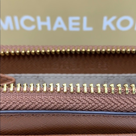 MICHAEL KORS JET SET TRAVEL MD ZA CARD CASE - Picture 5 of 16